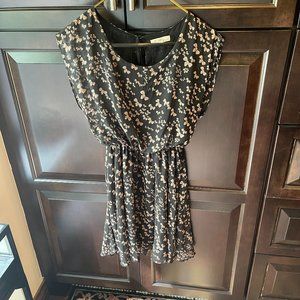 Womens XS Lush Dress Black and  White Flowy